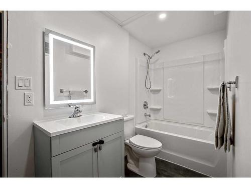 117 Kincora Place Nw, Calgary, AB - Indoor Photo Showing Bathroom