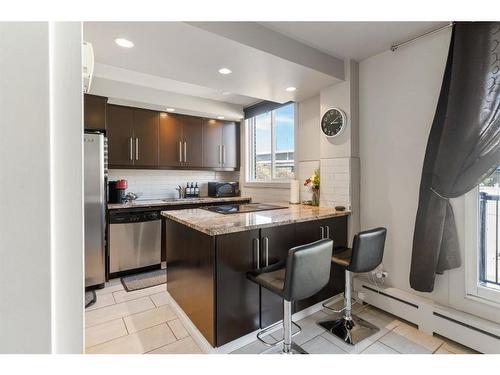 304-2020 11 Avenue Sw, Calgary, AB - Indoor Photo Showing Kitchen