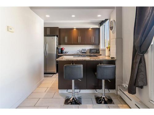 304-2020 11 Avenue Sw, Calgary, AB - Indoor Photo Showing Kitchen