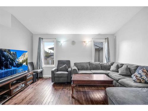 91 Taralea Crescent Ne, Calgary, AB - Indoor Photo Showing Living Room