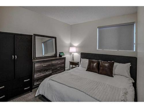 504-325 3 Street Se, Calgary, AB - Indoor Photo Showing Bedroom