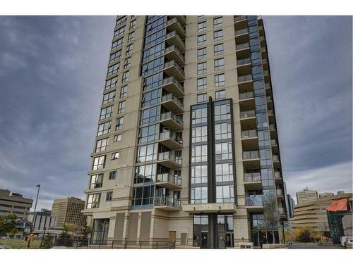 504-325 3 Street Se, Calgary, AB - Outdoor With Balcony With Facade