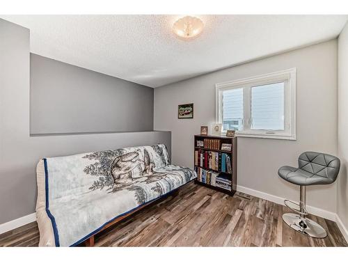 68 Citadel Pass Crescent Nw, Calgary, AB - Indoor Photo Showing Bedroom