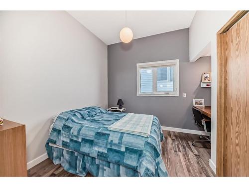 68 Citadel Pass Crescent Nw, Calgary, AB - Indoor Photo Showing Bedroom