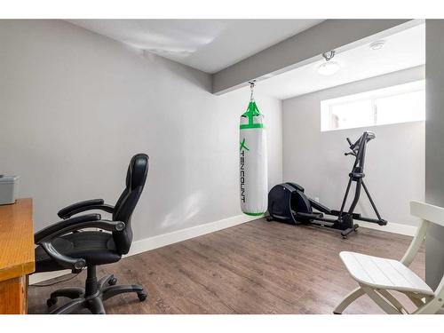 19 Mahogany Rise Se, Calgary, AB - Indoor Photo Showing Gym Room