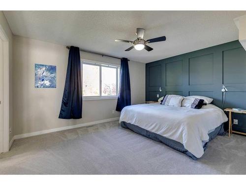 530 Tuscany Ravine Road Nw, Calgary, AB - Indoor Photo Showing Bedroom