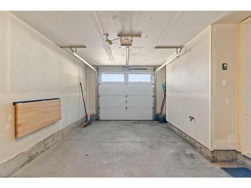 205 Cityscape Court, Calgary, AB - Indoor Photo Showing Garage