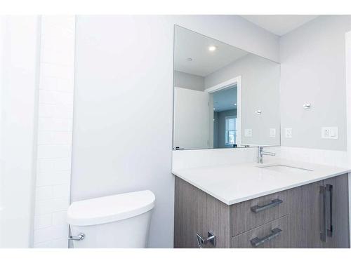 2309-60 Skyview Ranch Road Ne, Calgary, AB - Indoor Photo Showing Bathroom