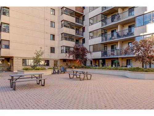 707-111 14 Avenue Se, Calgary, AB - Outdoor With Balcony