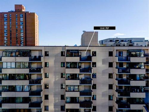 707-111 14 Avenue Se, Calgary, AB - Outdoor With Balcony With Facade