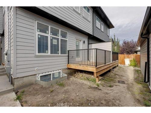 2-4532 17 Avenue Nw, Calgary, AB - Outdoor With Exterior