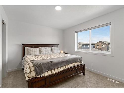 68 Legacy Glen Place Se, Calgary, AB - Indoor Photo Showing Bedroom