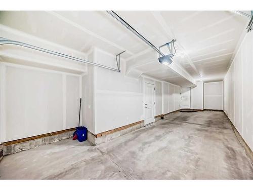 138-301 Redstone Boulevard Ne, Calgary, AB - Indoor Photo Showing Garage