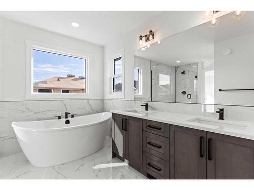 203 Kinniburgh Loop, Chestermere, AB - Indoor Photo Showing Bathroom