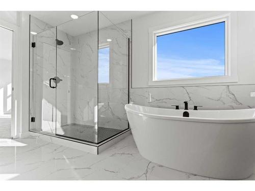 203 Kinniburgh Loop, Chestermere, AB - Indoor Photo Showing Bathroom