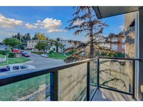 201-1820 9 Street Sw, Calgary, AB - Outdoor With View