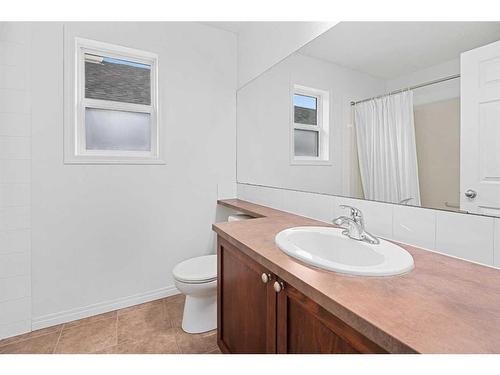 8 Bridleridge Lane Sw, Calgary, AB - Indoor Photo Showing Bathroom