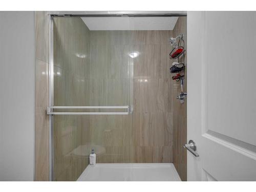 89 Saddlestone Place Ne, Calgary, AB - Indoor Photo Showing Bathroom