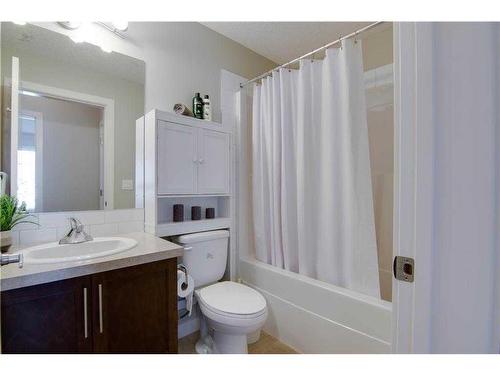 322-20 Royal Oak Plaza Nw, Calgary, AB - Indoor Photo Showing Bathroom