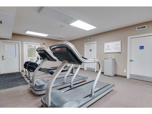 322-20 Royal Oak Plaza Nw, Calgary, AB - Indoor Photo Showing Gym Room