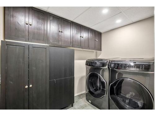 60 Riverbirch Court Se, Calgary, AB - Indoor Photo Showing Laundry Room