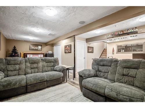 60 Riverbirch Court Se, Calgary, AB - Indoor Photo Showing Other Room