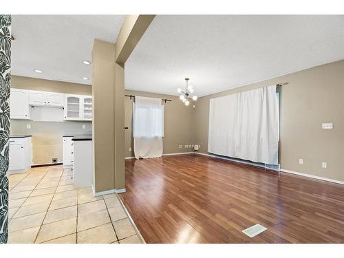 417 22 Avenue Nw, Calgary, AB - Indoor