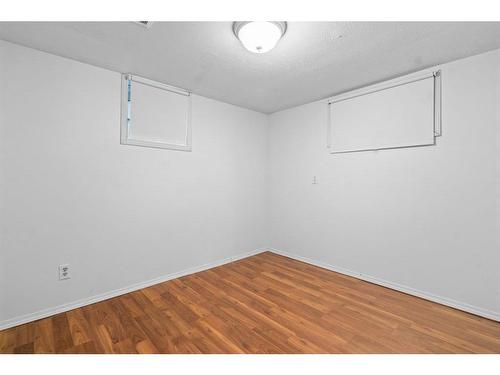 417 22 Avenue Nw, Calgary, AB - Indoor Photo Showing Other Room