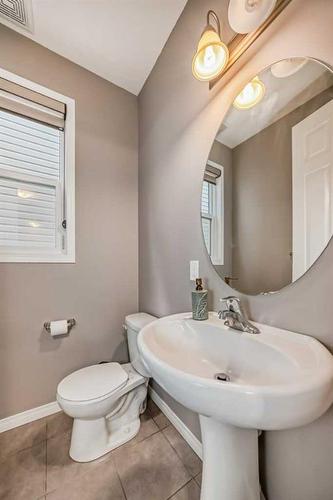 170 Cityscape Way Ne, Calgary, AB - Indoor Photo Showing Bathroom