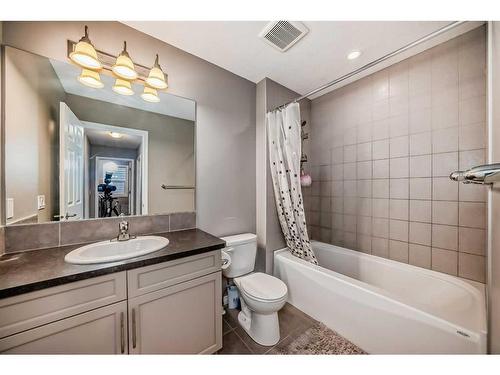 170 Cityscape Way Ne, Calgary, AB - Indoor Photo Showing Bathroom