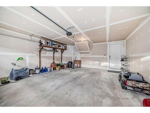 170 Cityscape Way Ne, Calgary, AB - Indoor Photo Showing Garage