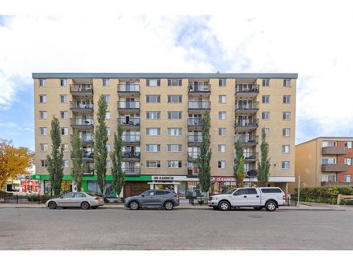 504-505 19 Avenue Sw, Calgary, AB - Outdoor With Balcony With Facade