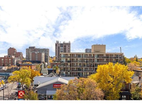 504-505 19 Avenue Sw, Calgary, AB - Outdoor With View