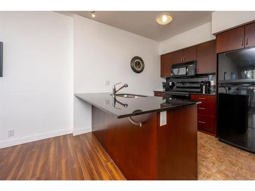 505-8880 Horton Road Sw, Calgary, AB - Indoor Photo Showing Kitchen