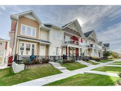 129 Auburn Meadows Walk SE Calgary, AB T3M 2E7