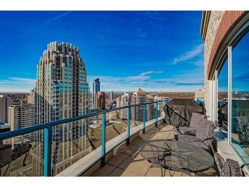 2802-910 5 Avenue Sw, Calgary, AB - Outdoor With View