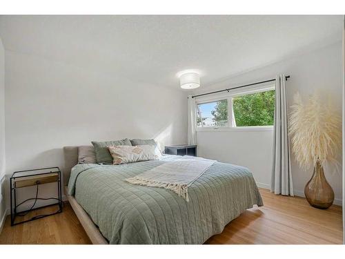 2308 Munro Drive Ne, Calgary, AB - Indoor Photo Showing Bedroom