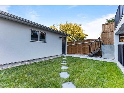 1916 27 Avenue Sw, Calgary, AB - Outdoor With Exterior