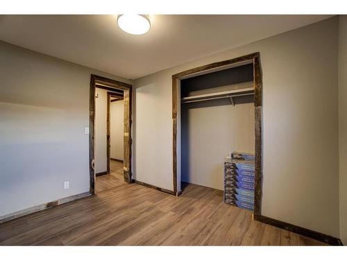 380 59 Avenue, Claresholm, AB - Indoor Photo Showing Other Room