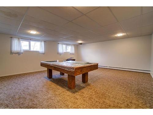 380 59 Avenue, Claresholm, AB - Indoor Photo Showing Basement