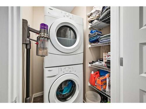 407 Auburn Bay Circle Se, Calgary, AB - Indoor Photo Showing Laundry Room