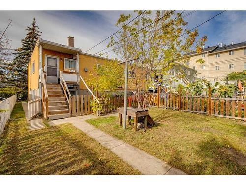 4728 Stanley Road Sw, Calgary, AB - Outdoor