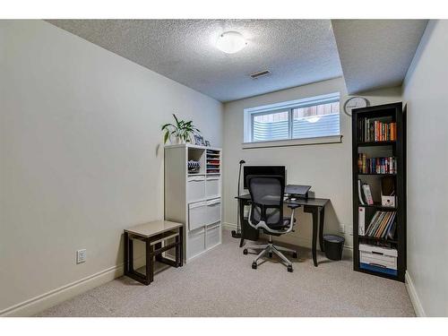 3-2326 2 Avenue Nw, Calgary, AB - Indoor