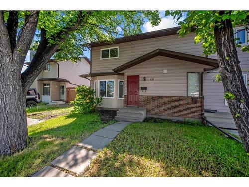 69 Castleglen Road Ne, Calgary, AB - Outdoor