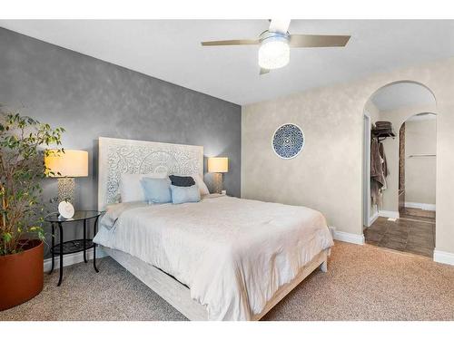 1425 Ranch Road, Carstairs, AB - Indoor Photo Showing Bedroom