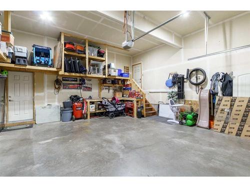 1425 Ranch Road, Carstairs, AB - Indoor Photo Showing Garage