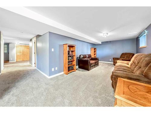 7819 34 Avenue Nw, Calgary, AB - Indoor