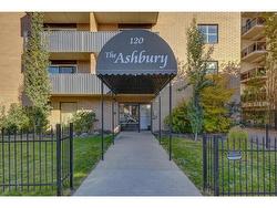 301-120 15 Avenue SW Calgary, AB T2R 0P5