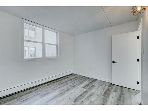 301-120 15 Avenue Sw, Calgary, AB - Indoor Photo Showing Other Room