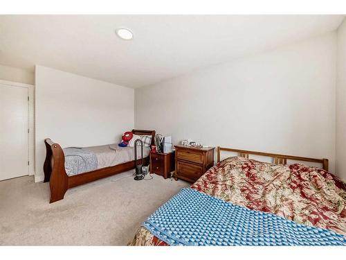 129 Legacy Glen Circle Se, Calgary, AB - Indoor Photo Showing Bedroom